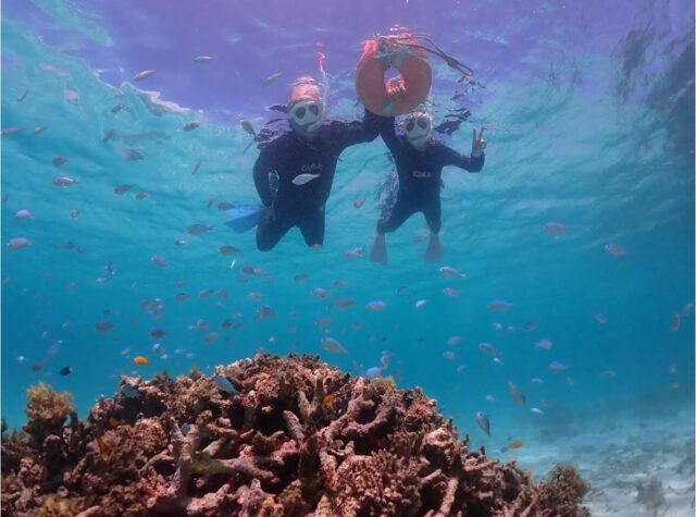 シュノーケリング、ウェットスーツ