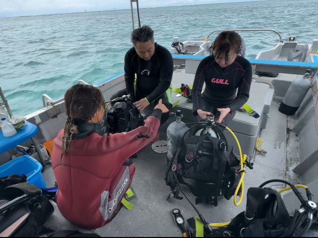 レクチャー、体験ダイビング、器材、ボート