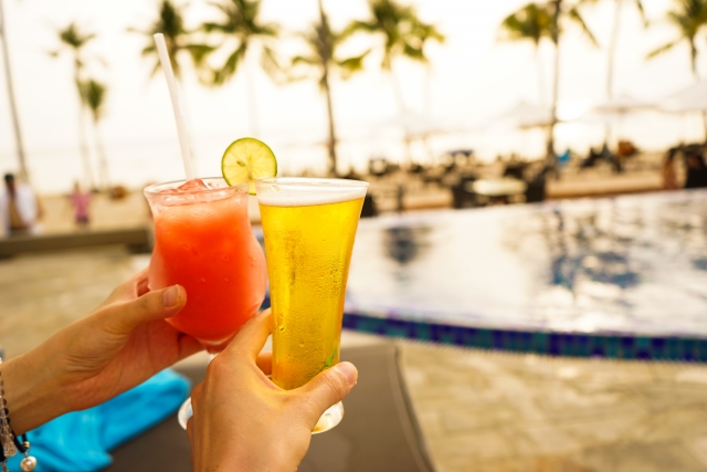 プール　ドリンク